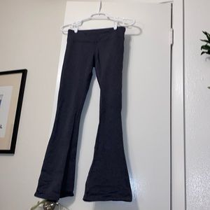 Split 59 gray flare leggings